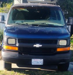 Camioneta Chevrolet express 2008