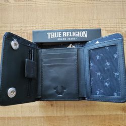 LV Portefeuille Tri fold Wallet on a chain for Sale in Seattle, WA - OfferUp
