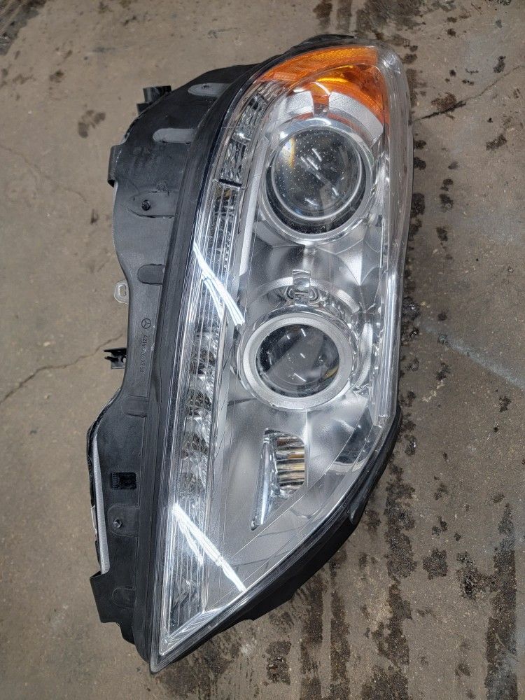 2013 Mercedes Cl550 Right Headlight 