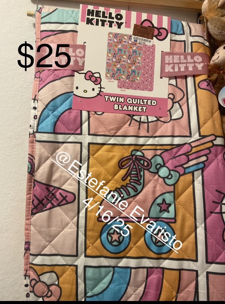 Hello Kitty TWIN Quilt Blanket!