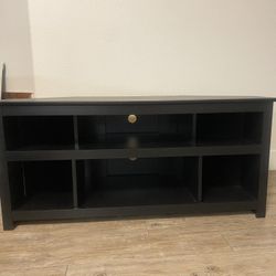 Corner TV Stand/entertainment Center