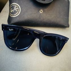 Ray-Ban wayfarer