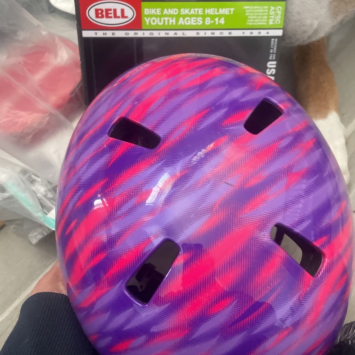 Bell Brand New Bike And Skate Helmet Youth Ages 8-14