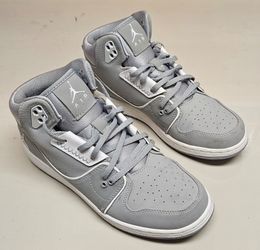 Nike Jordan 1 Flight 2 Sneakers 631784-014 Gray Size 6.5Y White Shoes Basketball

Size is 6.5Y. From non smoking pet free home. used less than 5 times