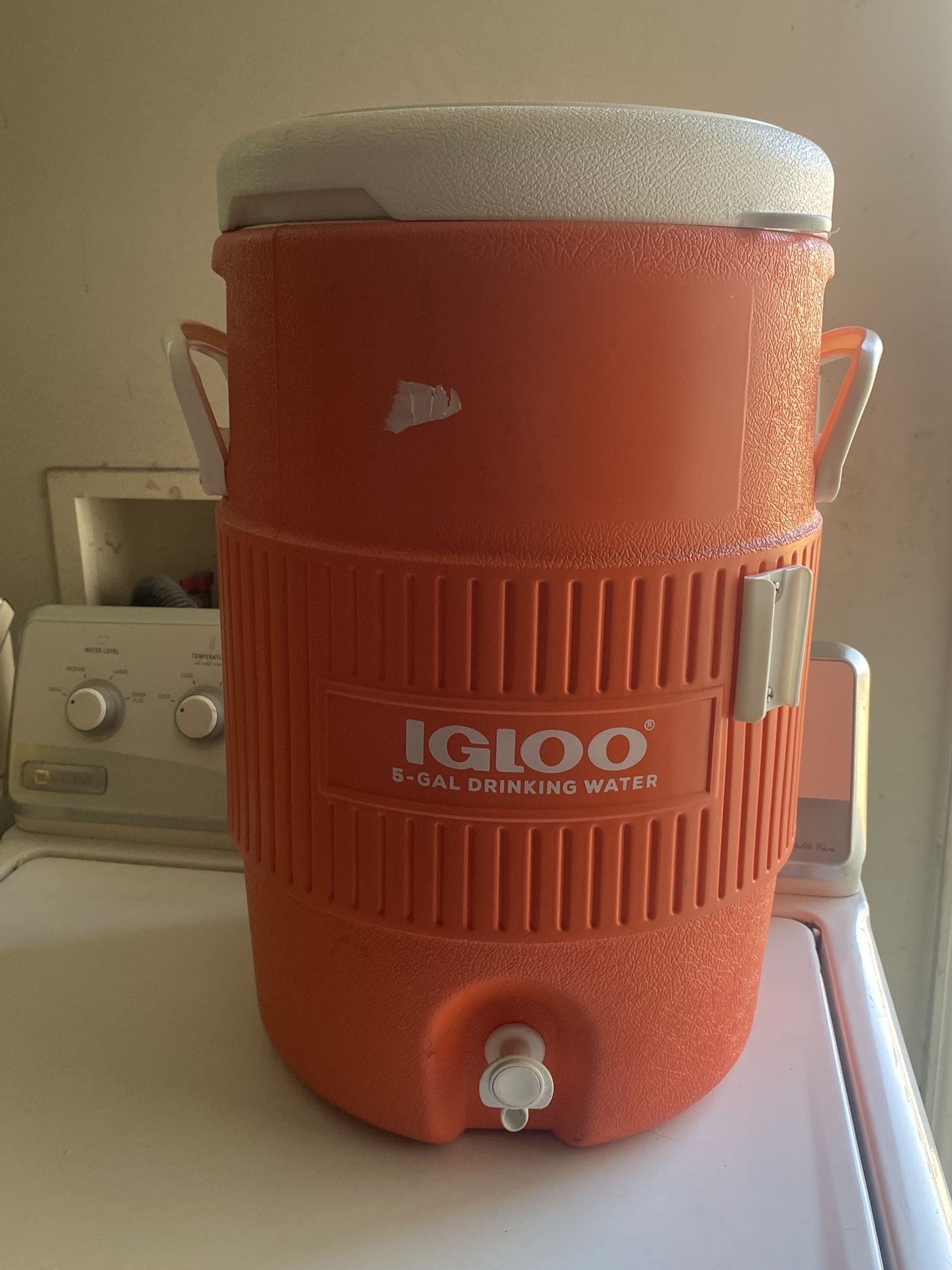 Water Dispenser