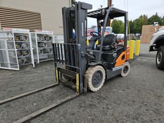 Doosan G25P-7DF (5,000lb Forklift)