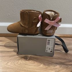 UGG Jesse Bow Boots Toddler 4/5