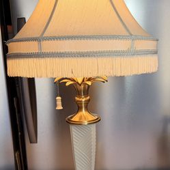 Stunning Vintage Lenox by Quoizel Porcelain & Brass Table Lamp – Excellent Condition