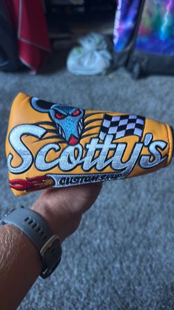 Scotty Cameron putter cover — Brand New