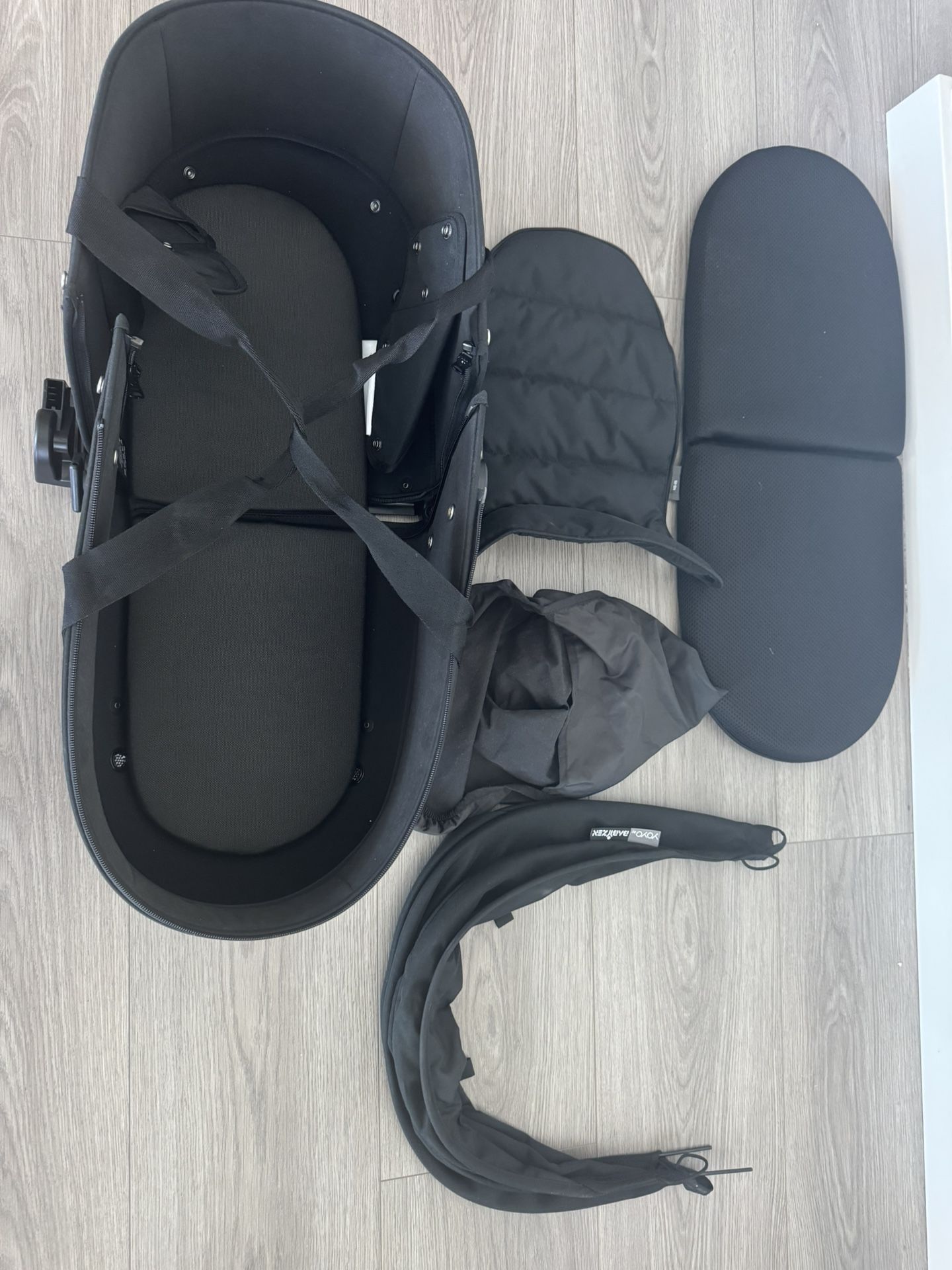 🖤 BABYZEN YOYO Bassinet – Black – $150