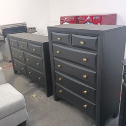 Black dresser set