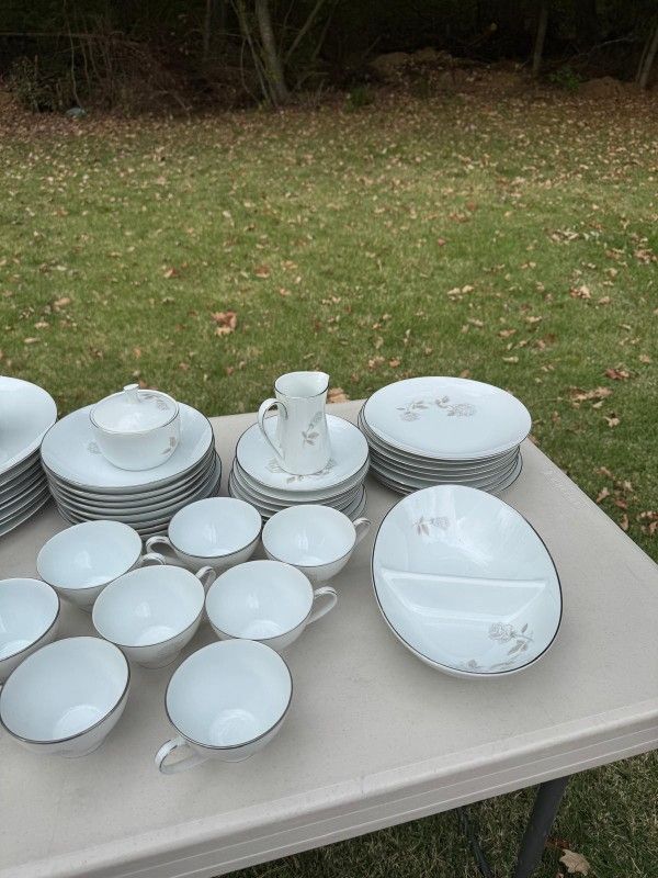 Noritake China 6216 Rosay US Design Pat 54 Pieces 12 Person