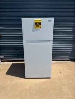 14.2 cu. ft. Top Freezer Refrigerator in White, Garage Ready