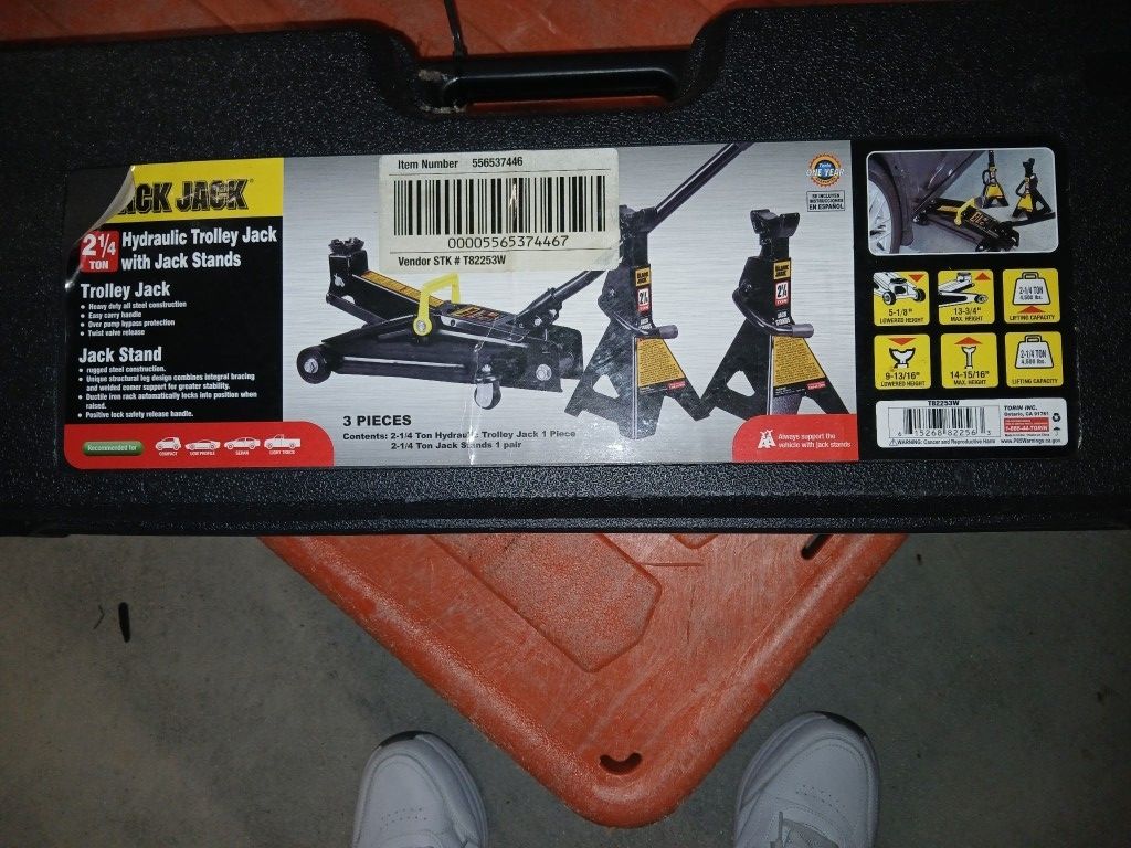 2 1/4 Ton Hydraulic Jack With Stands