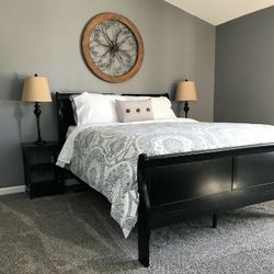 Black Queen Sleigh Bed *BRAND NEW*