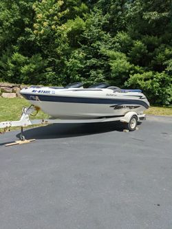 Sea-Doo Challenger 2000 