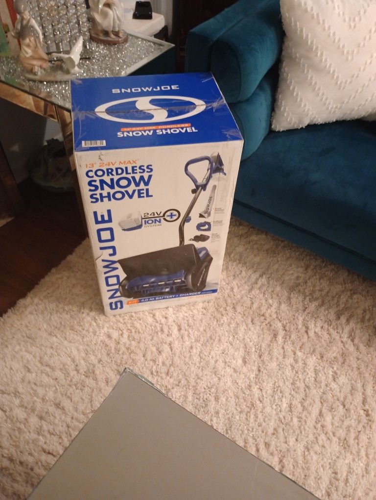 Cordless Snow Shovel With Battery