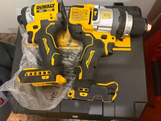 DEWALT 20V Max hammer drill and impact combo new and Lithium-Ion Battery