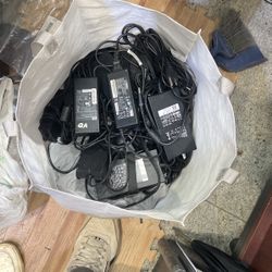 Mix Laptop Chargers Lot