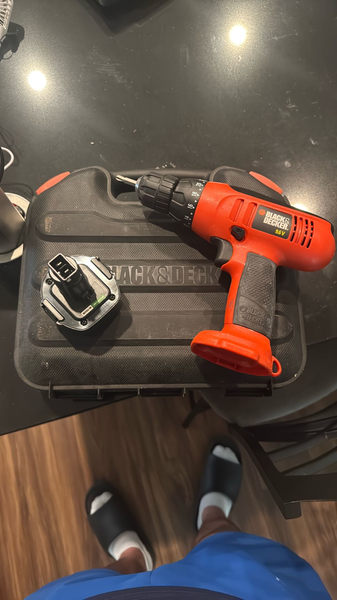 Cordless Black And Decker 9.6 Volt Drill