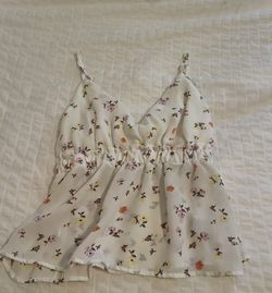 Floral White Flowy Tank top size s