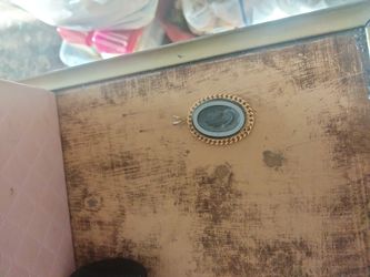 Cameo...$15. o.b.o.