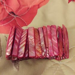 Pink Shell Bracelet $5