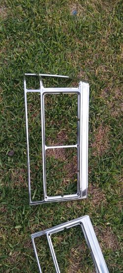 80-89 Cadillac Fleetwood brougham headlights bezel