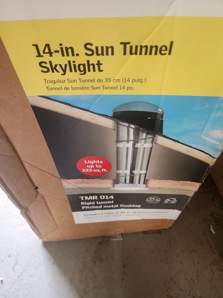 VELUX
14 in. Acrylic Dome Sun Tunnel Skylight with Rigid Tube and Pitched Flashing