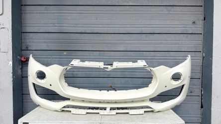 17-20 Maserati Levante parts Front bumper original oem shipping available