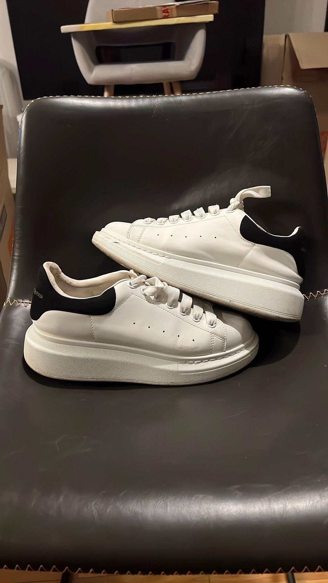 👟 Alexander McQueen Oversized Sneakers – White/Black – Size 40 EU (US 7) – Gently Used 👟