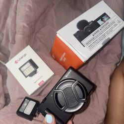 Sony ZV-1F Vlogging Camera bundle 