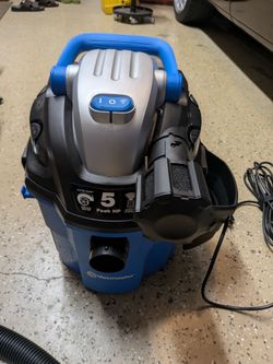 Wet dry vacuum