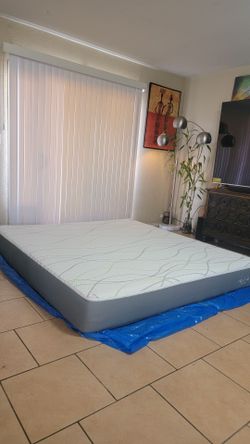VERY NICE LIKE NEW KING SIZE REVIVE MATTRESS FROM LIVING SPACES FOR SALE! IN EXCELLENT CONDITION, FREE DELIVERY