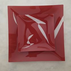 Red Glass Dinner Plates (set of 8)