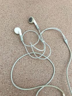 iPhone 5 headphones