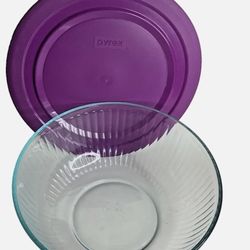Pyrex Bowl With Lid