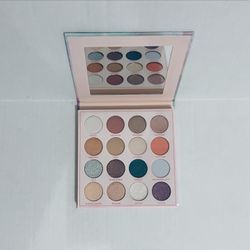 Makeup Revolution Candy Haze Cloud Gazer Eyeshadow Palette