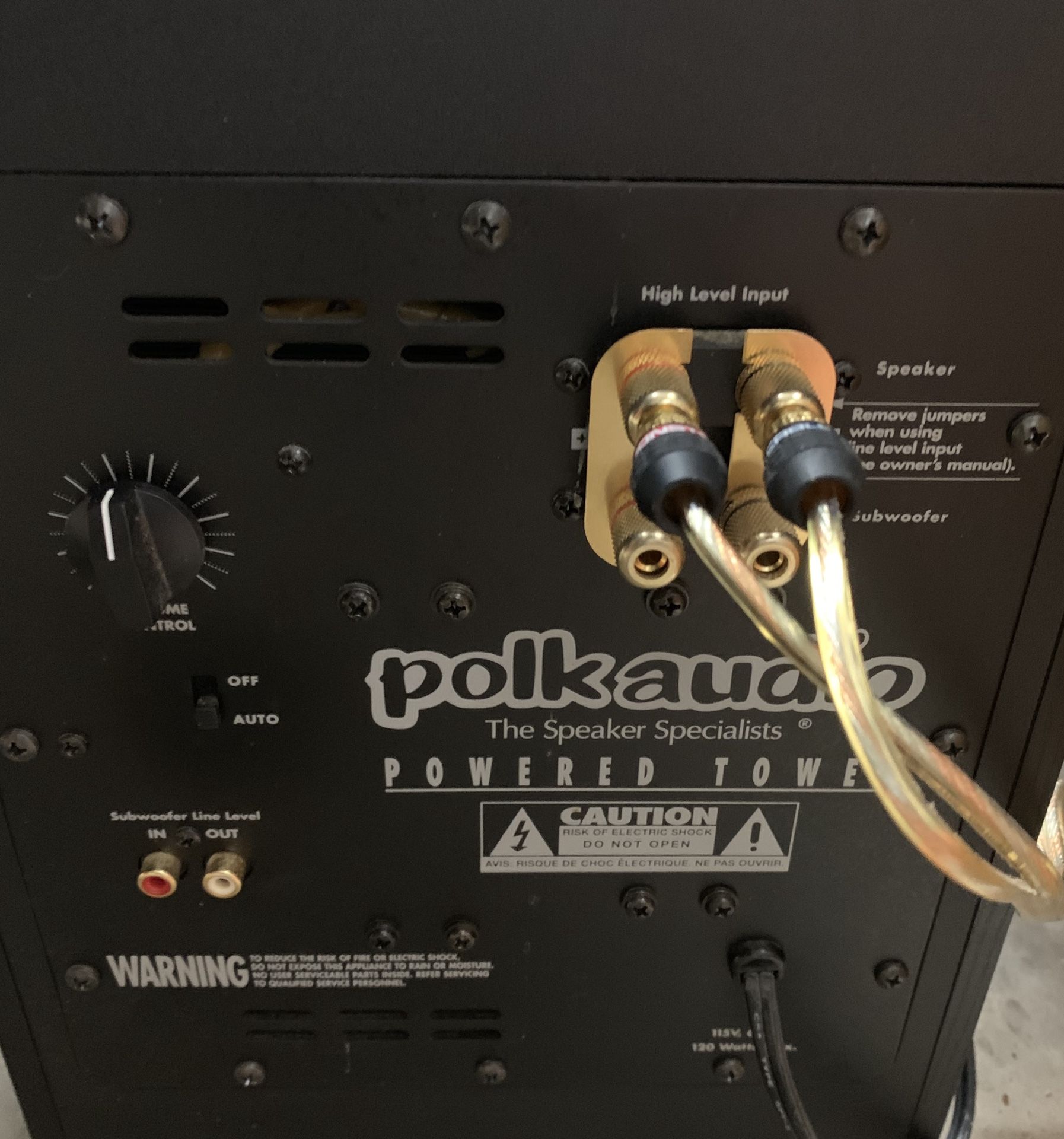 Huge Polk Audio RT2000P Powered Tower Stereo Speakers for Sale in
