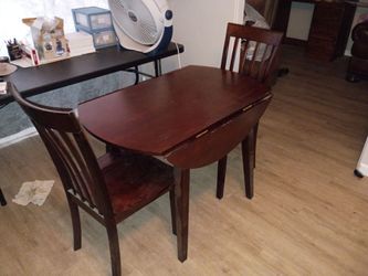 Kitchen table