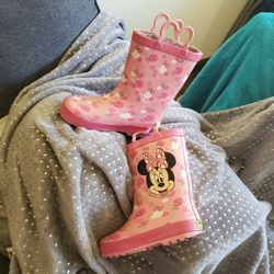 Minnie  Mouse Rain  Boots.    Pick  Up  In  Clovis  Sunnyside  Herndon 