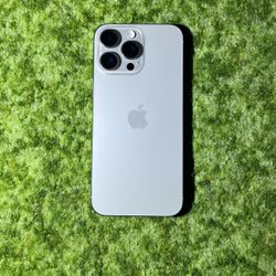iPhone 16 Pro Max | 256GB | Natural Titanium | Factory Unlocked