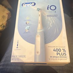 Oral -B Series 3 Rechargeable Toothbrush