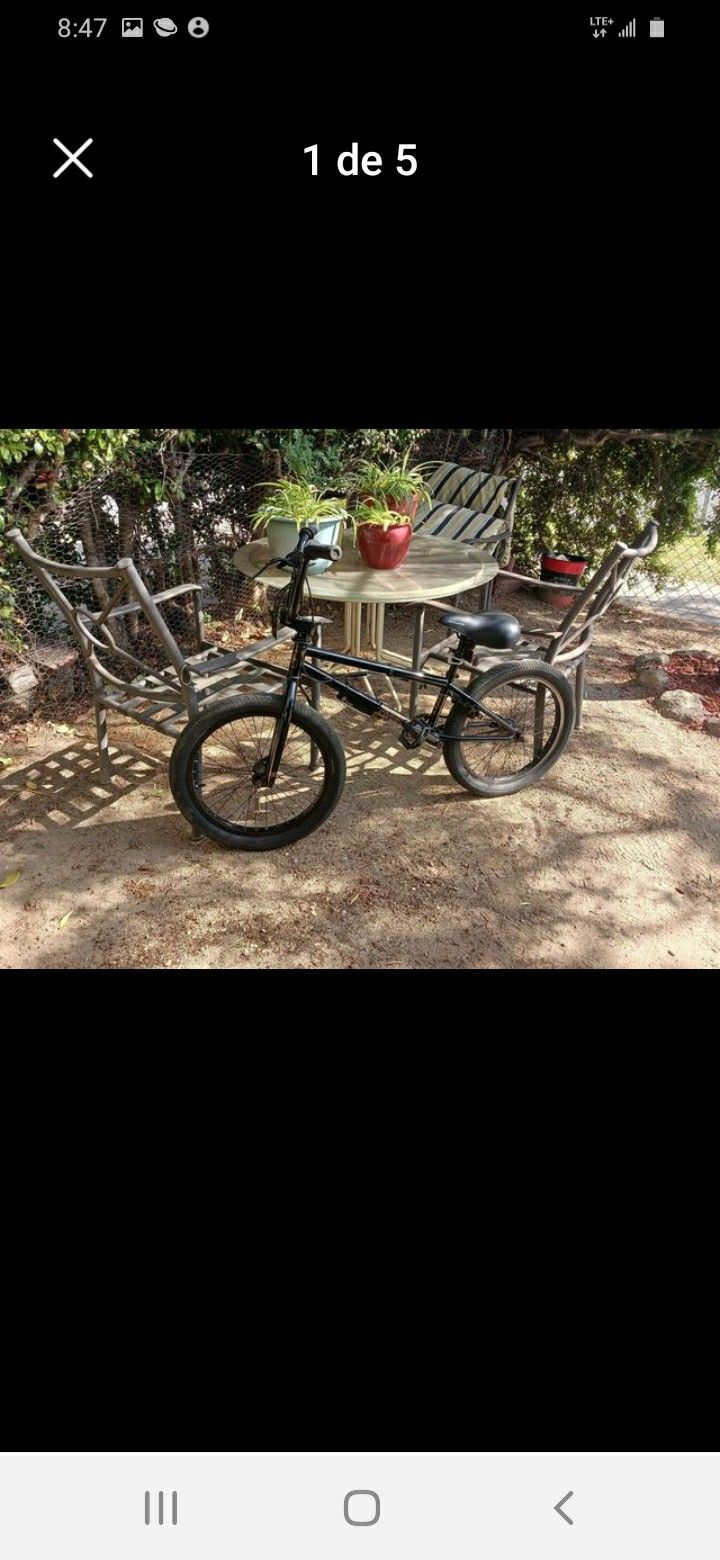 Bicicleta Bmx Negra