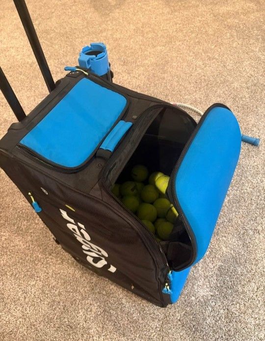 Slinger Tennis Ball Machine