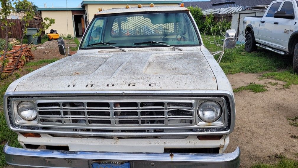 1975 Dodge Ram Custom 300/3500 Flatbed