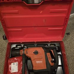 Hilti TE 70-ATC/AVR rotary Hammer