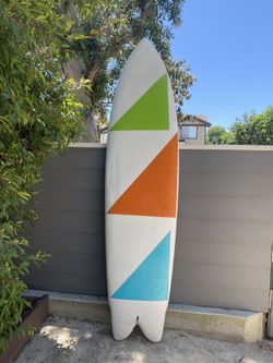 Surfboard 7’2”