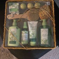 Beauty Spa Lotions Scrubs Etc NEW