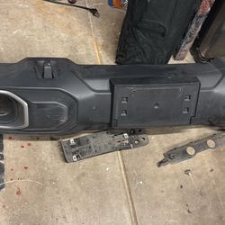2008 Jeep Sahara Bumper